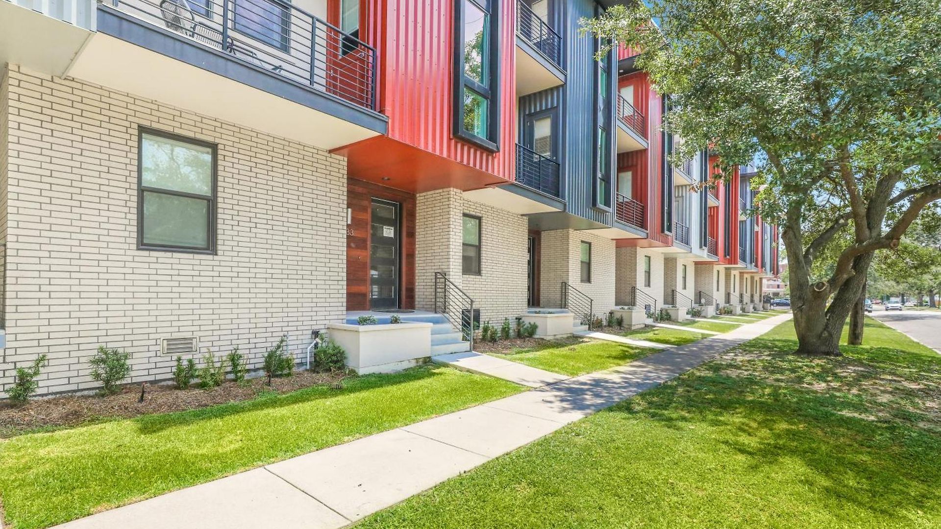 Holiday home Private Townhouse In A Secure Location