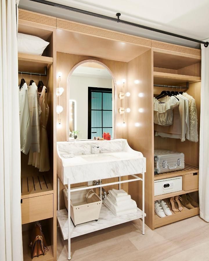 Hotel Virgin 4*
