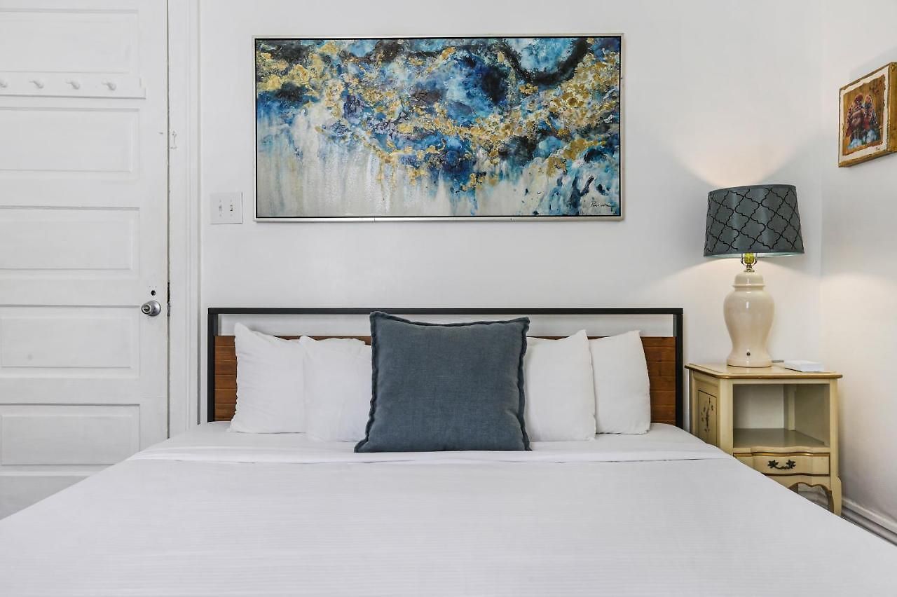 Holiday home Uptown Spacious 4bd/3ba With Historic Charm