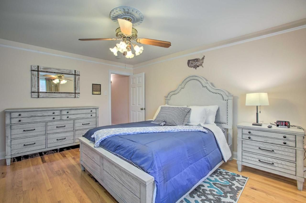 Holiday home Getaway - 5 Mi To French Quarter! *