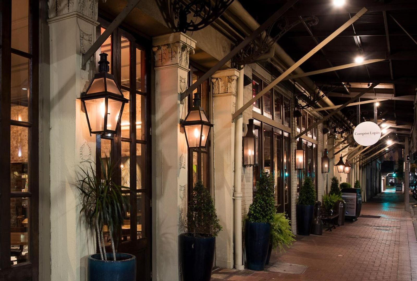 The Old No. 77 & Chandlery Hotel