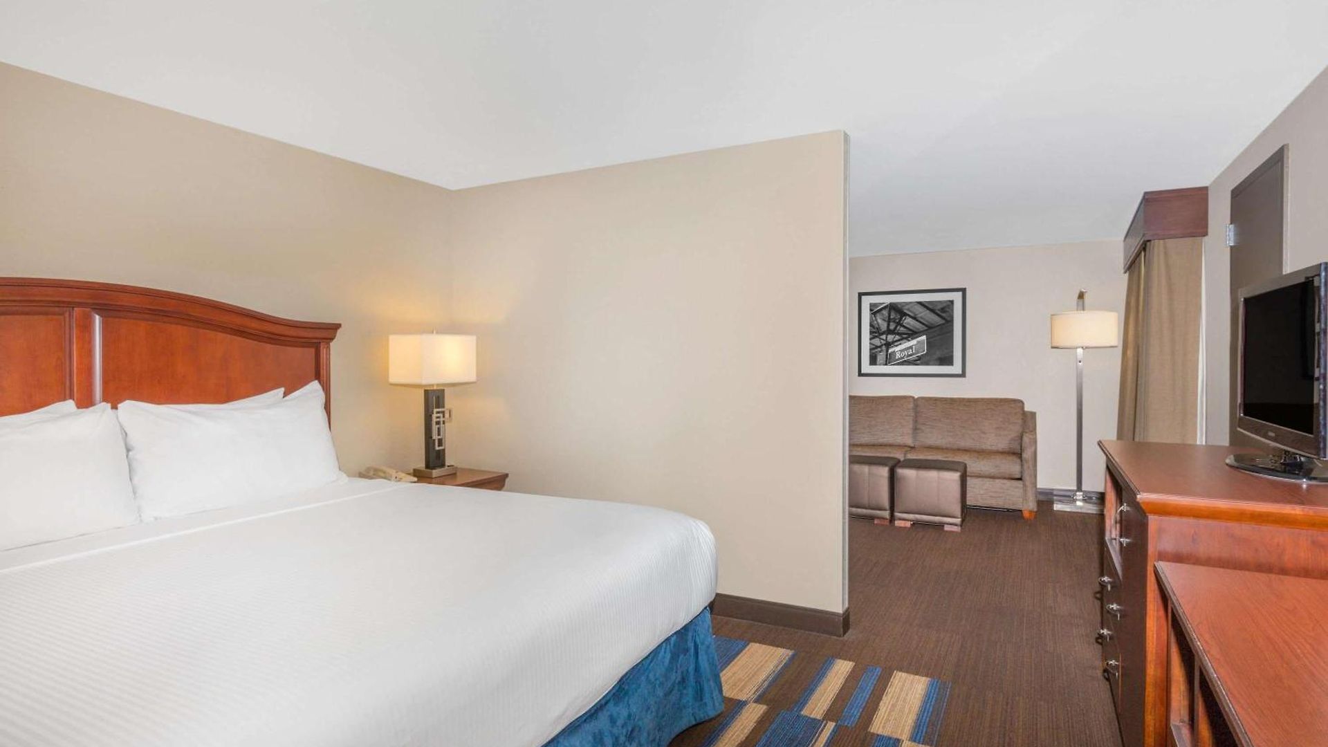 Wyndham French Quarter Hotel