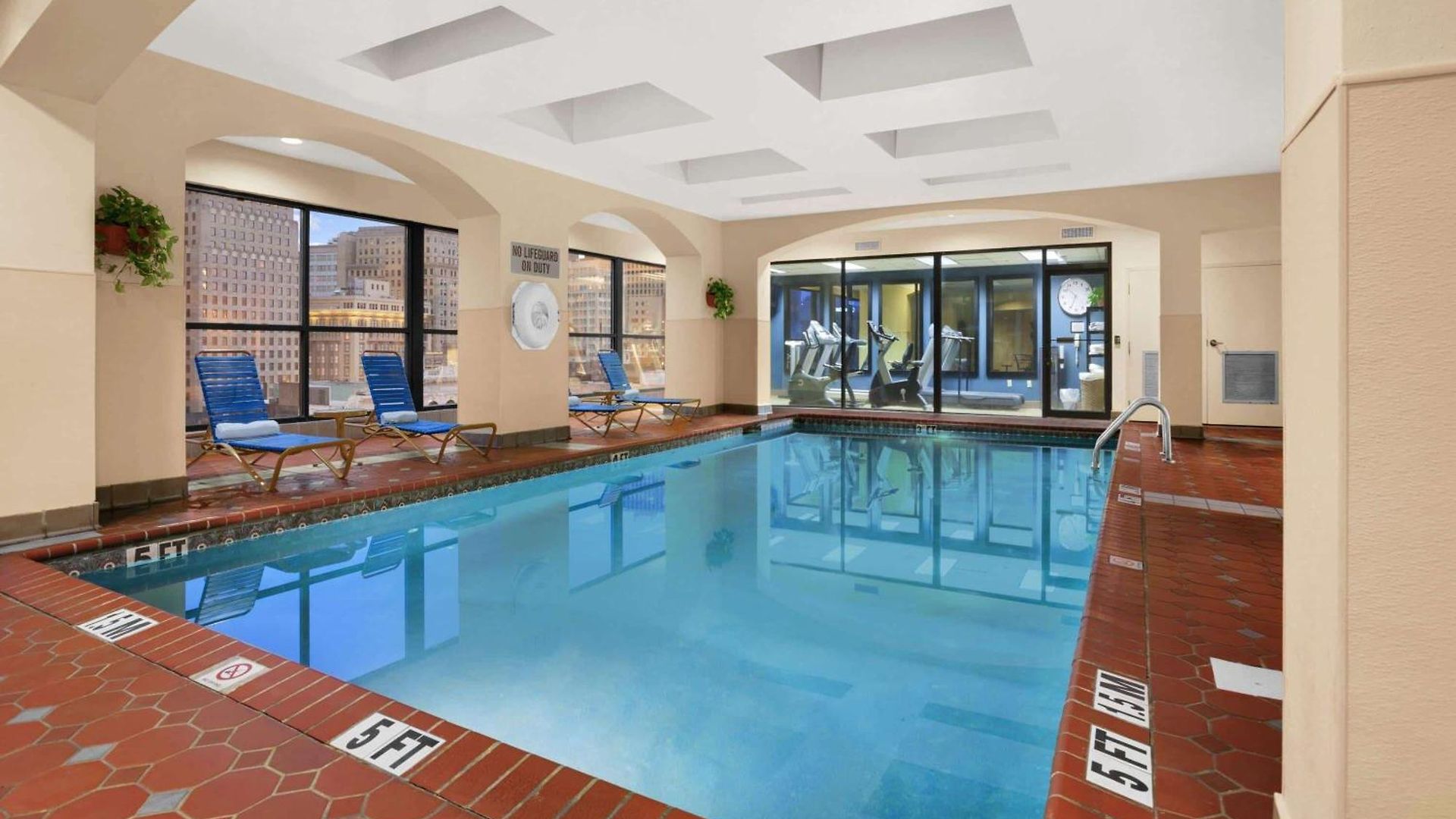 Wyndham French Quarter Hotel 4*