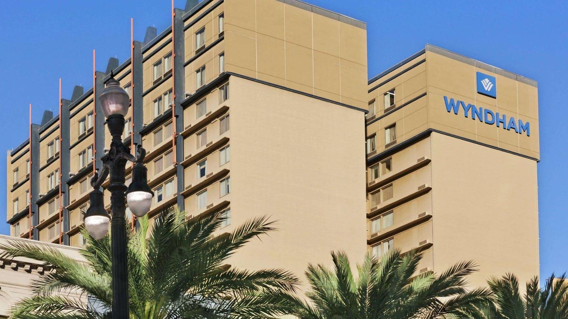 Wyndham French Quarter 4*