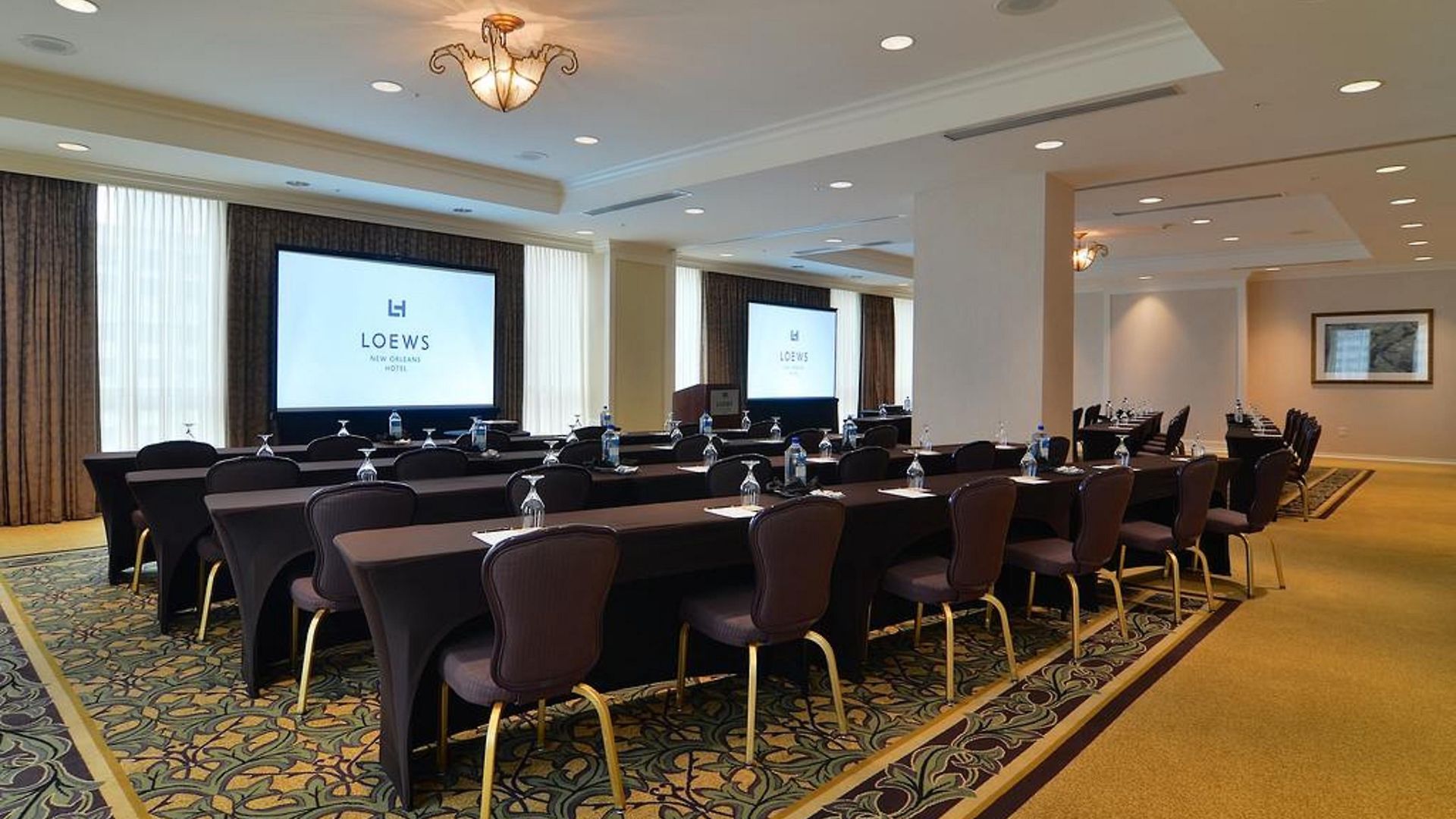 Loews Hotel 4*