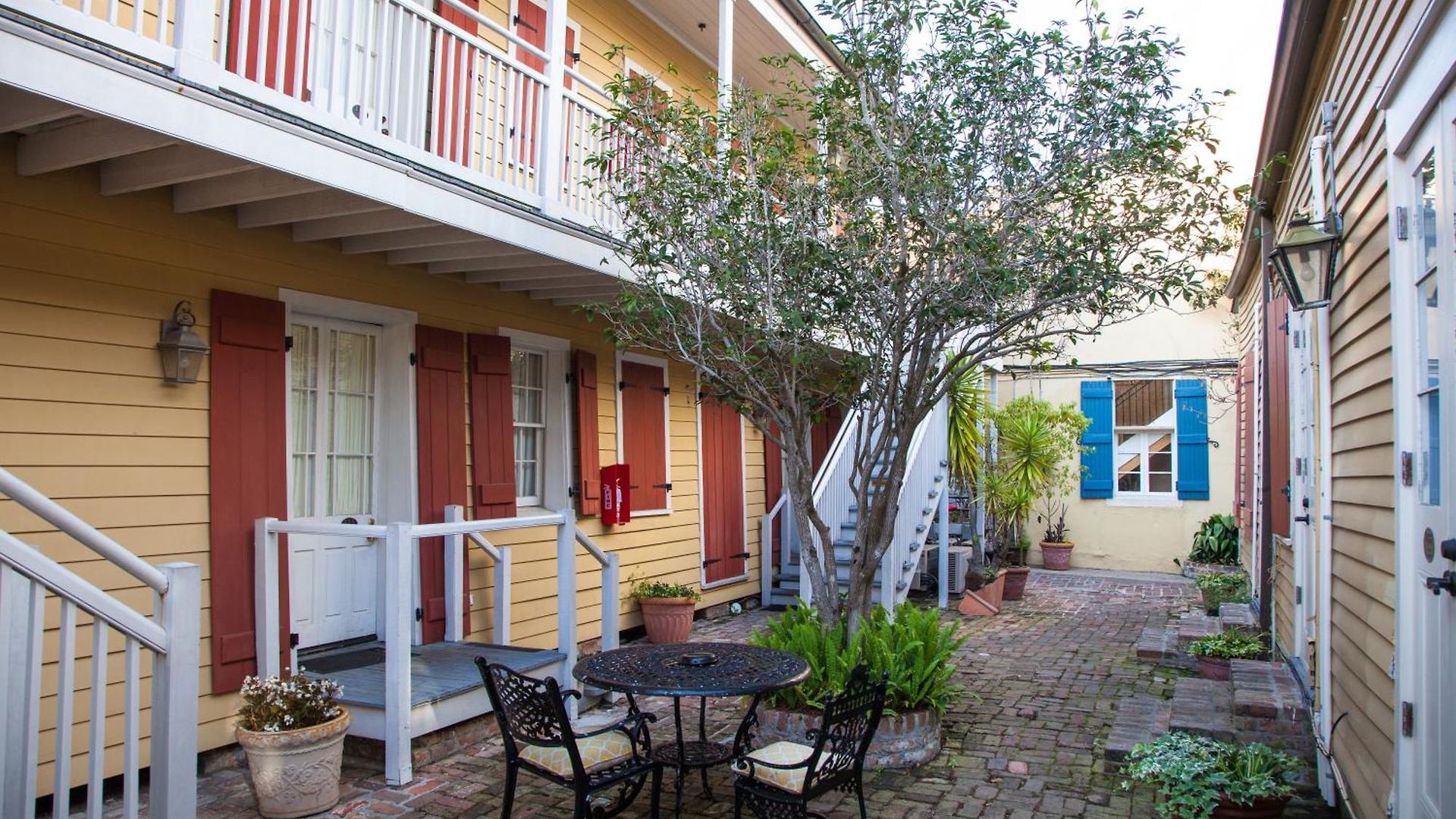 St. Pierre French Quarter Hotel 3*