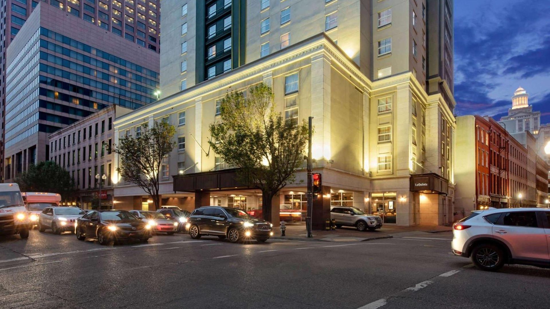 La Quinta & By Wyndham Downtown Hotel 3*