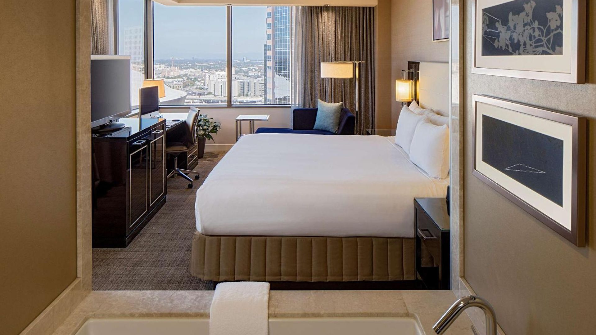 Hyatt Regency Hotel New Orleans