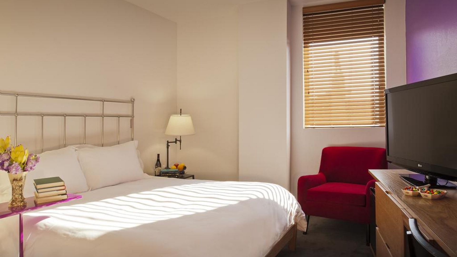 Hotel Express - Arts District By Ihg