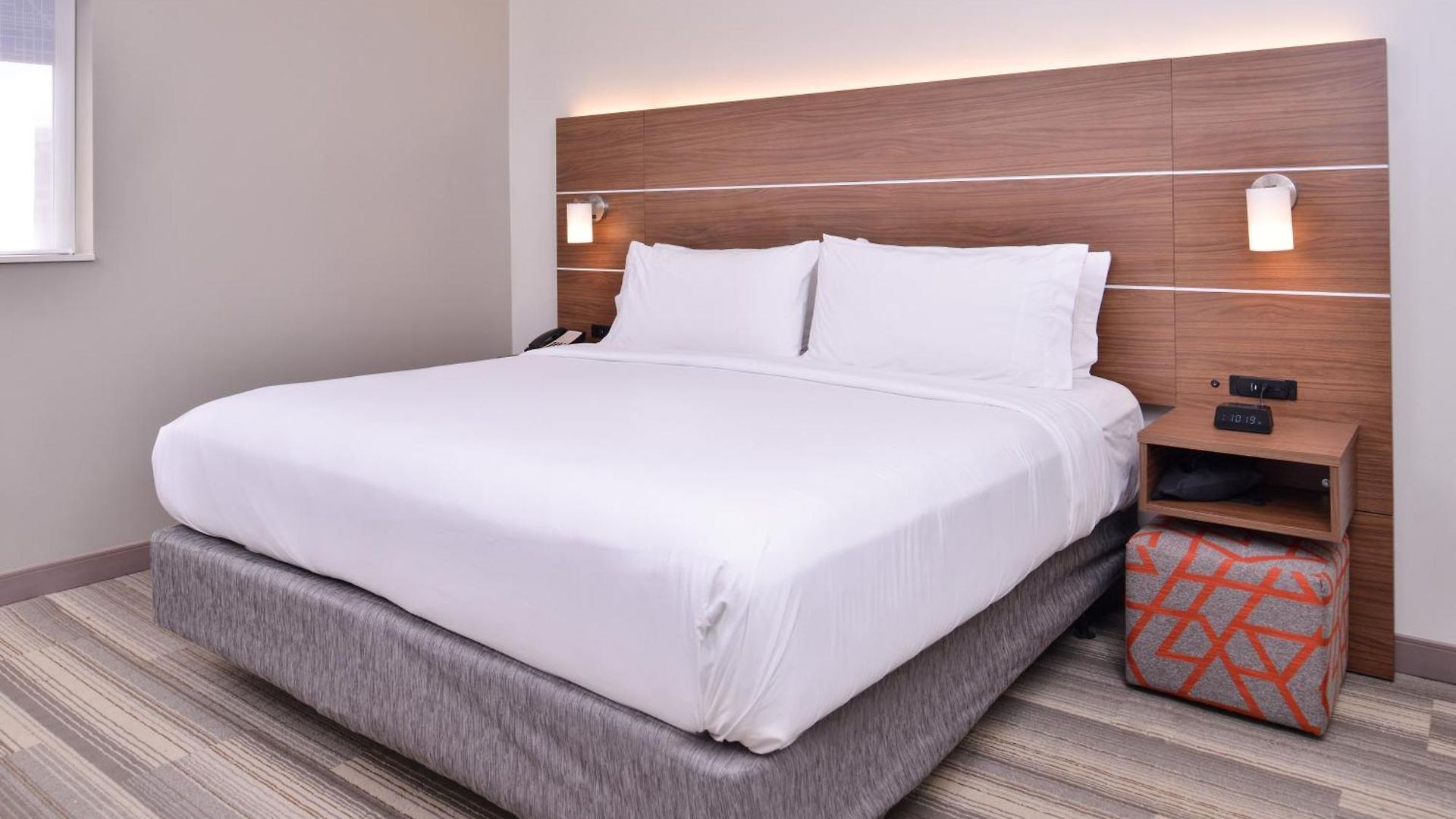 Express - Arts District By Ihg Hotel 3*