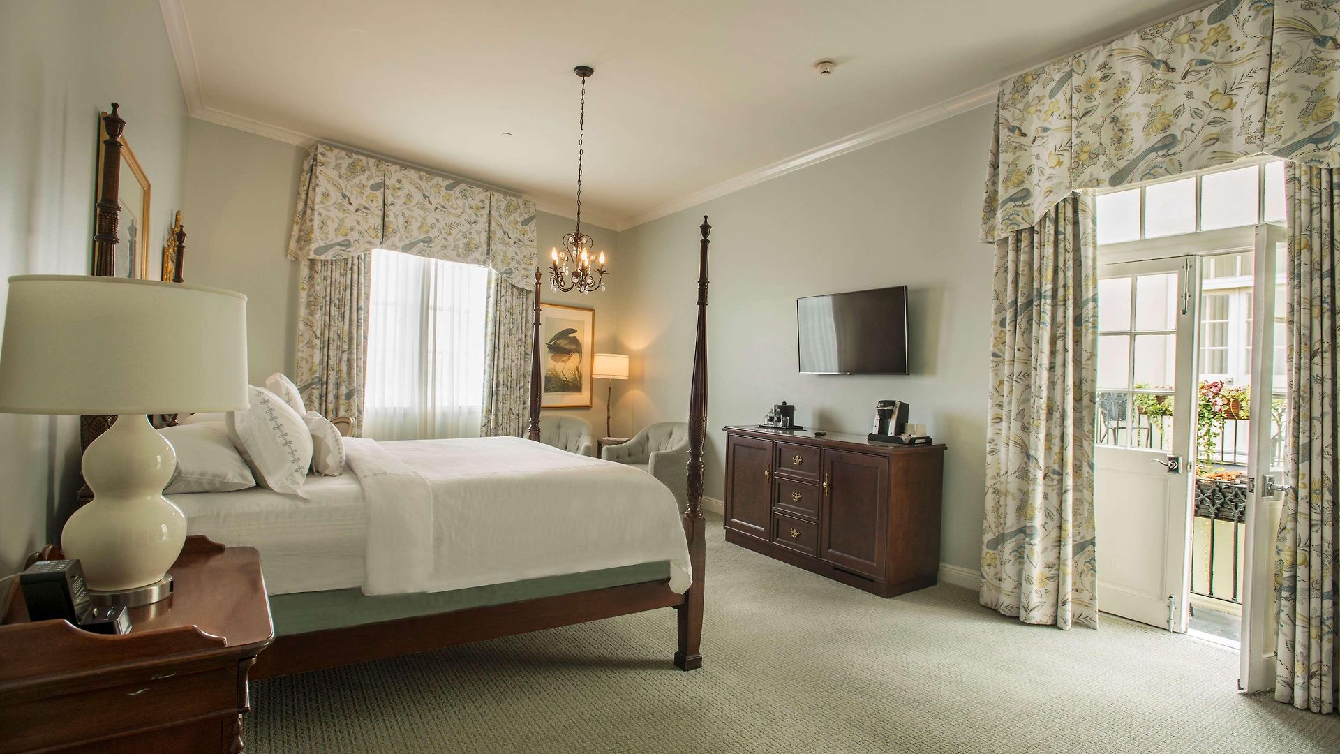 Hotel Bienville House 3*