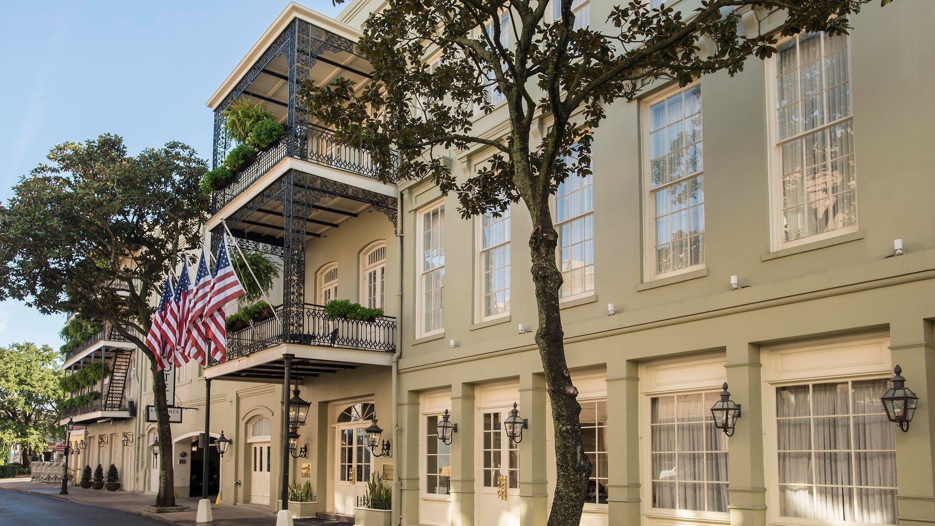 Bienville House Hotel