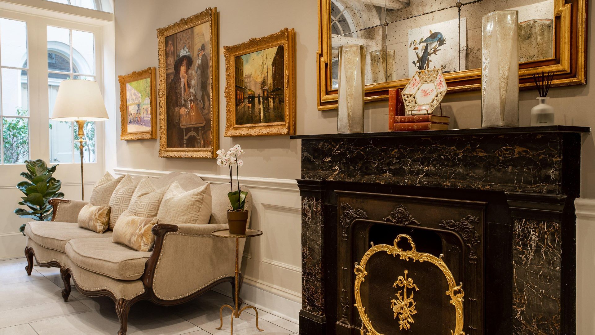 Voco St By Ihg Hotel New Orleans