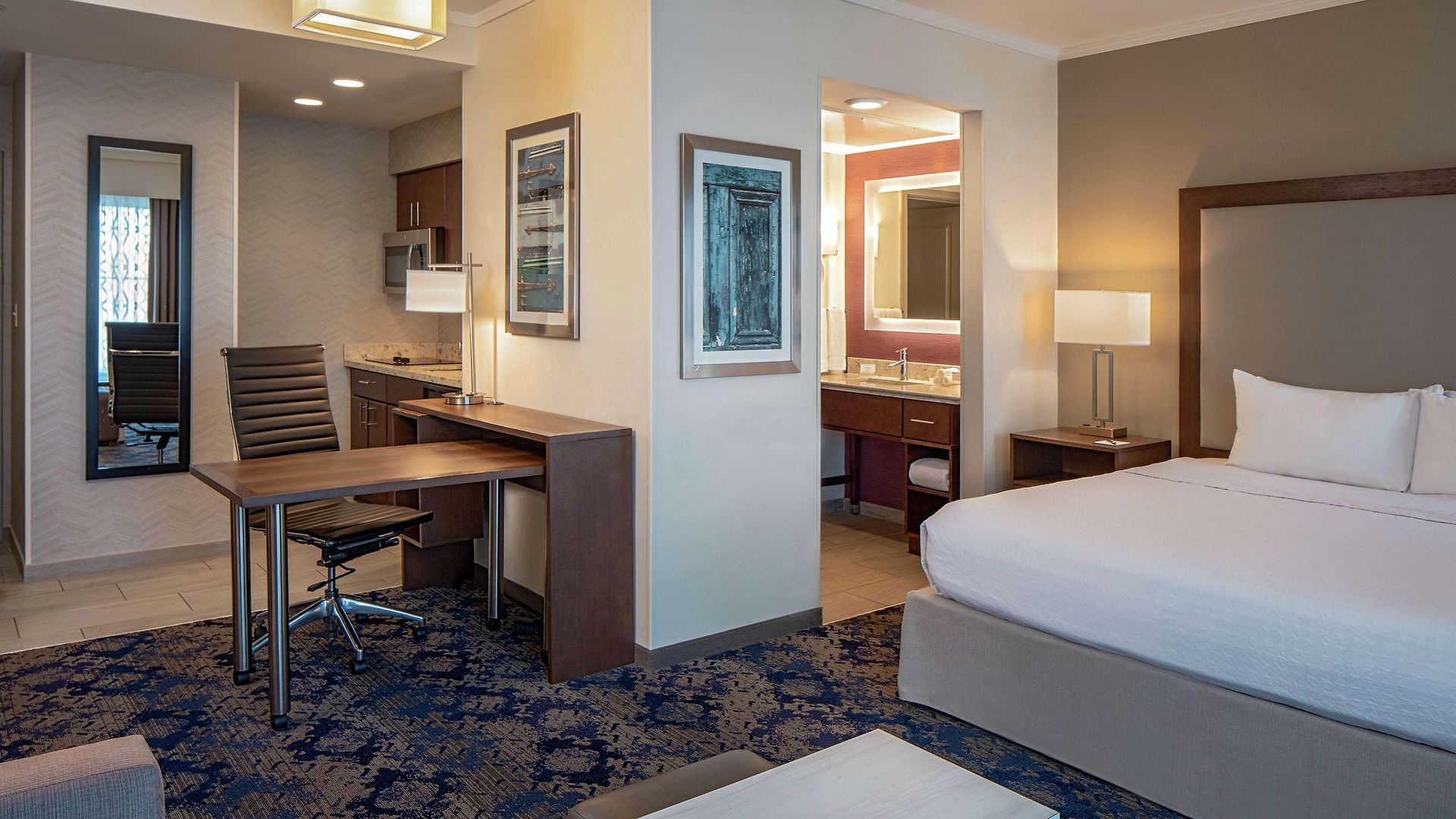 Hotel Homewood By Hilton French Quarter 3*