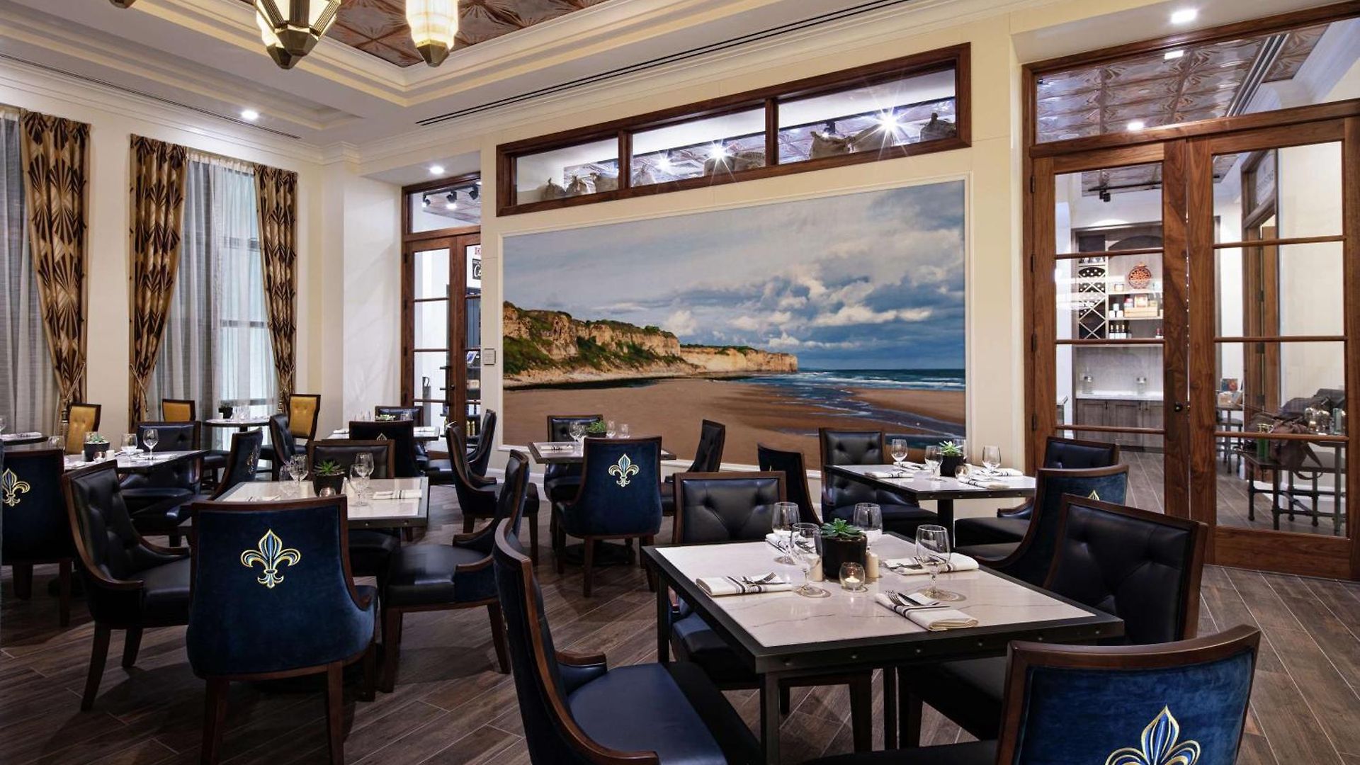 The Higgins New Orleans, Curio Collection By Hilton Hotel 4*