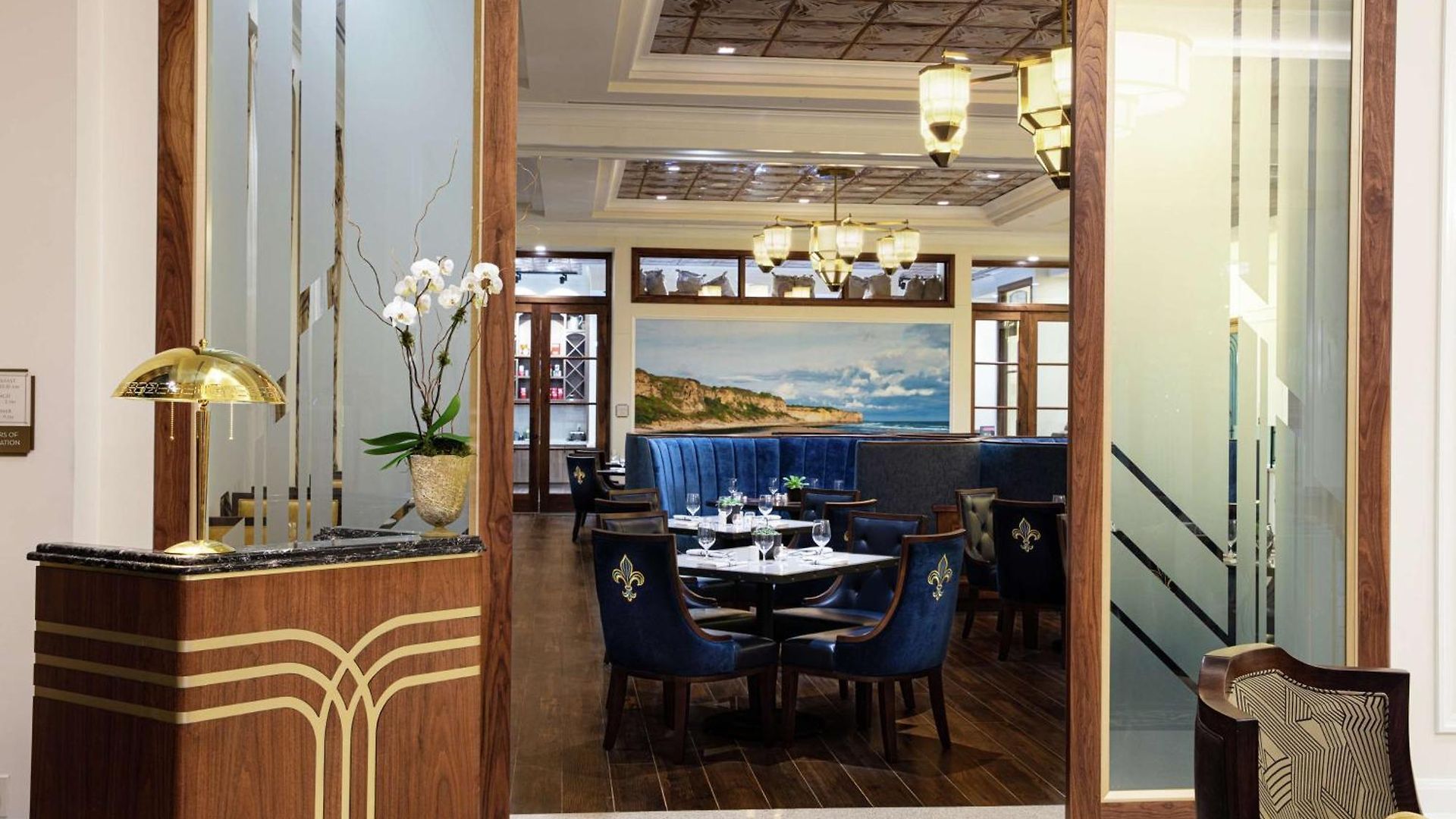 The Higgins New Orleans, Curio Collection By Hilton Hotel 4*