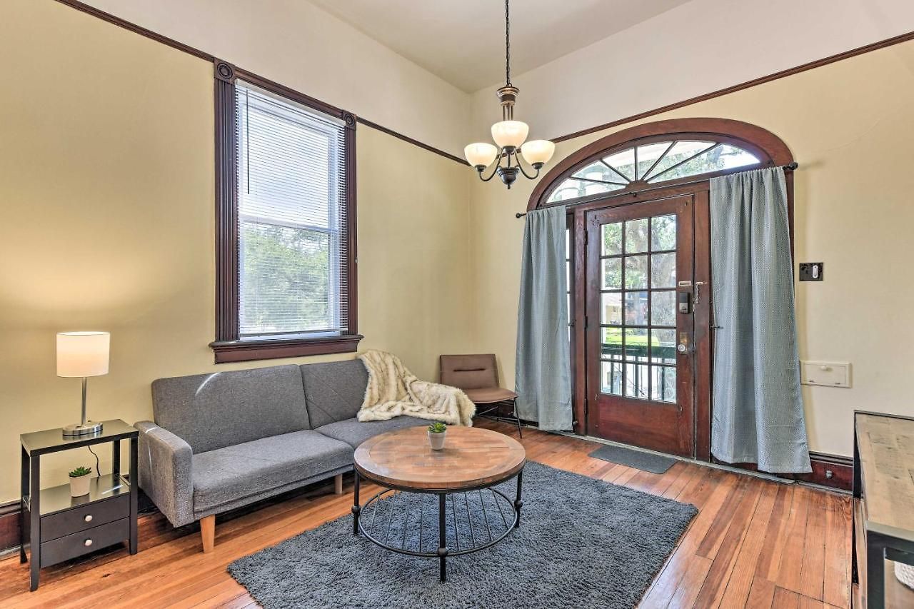 Charming < 3 Mi To Bourbon St Holiday home *