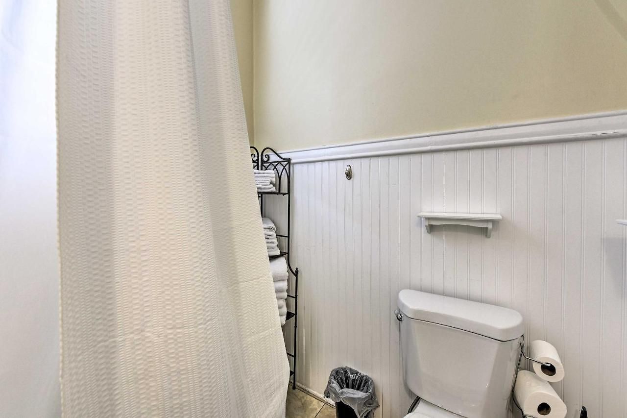 Holiday home Charming < 3 Mi To Bourbon St *