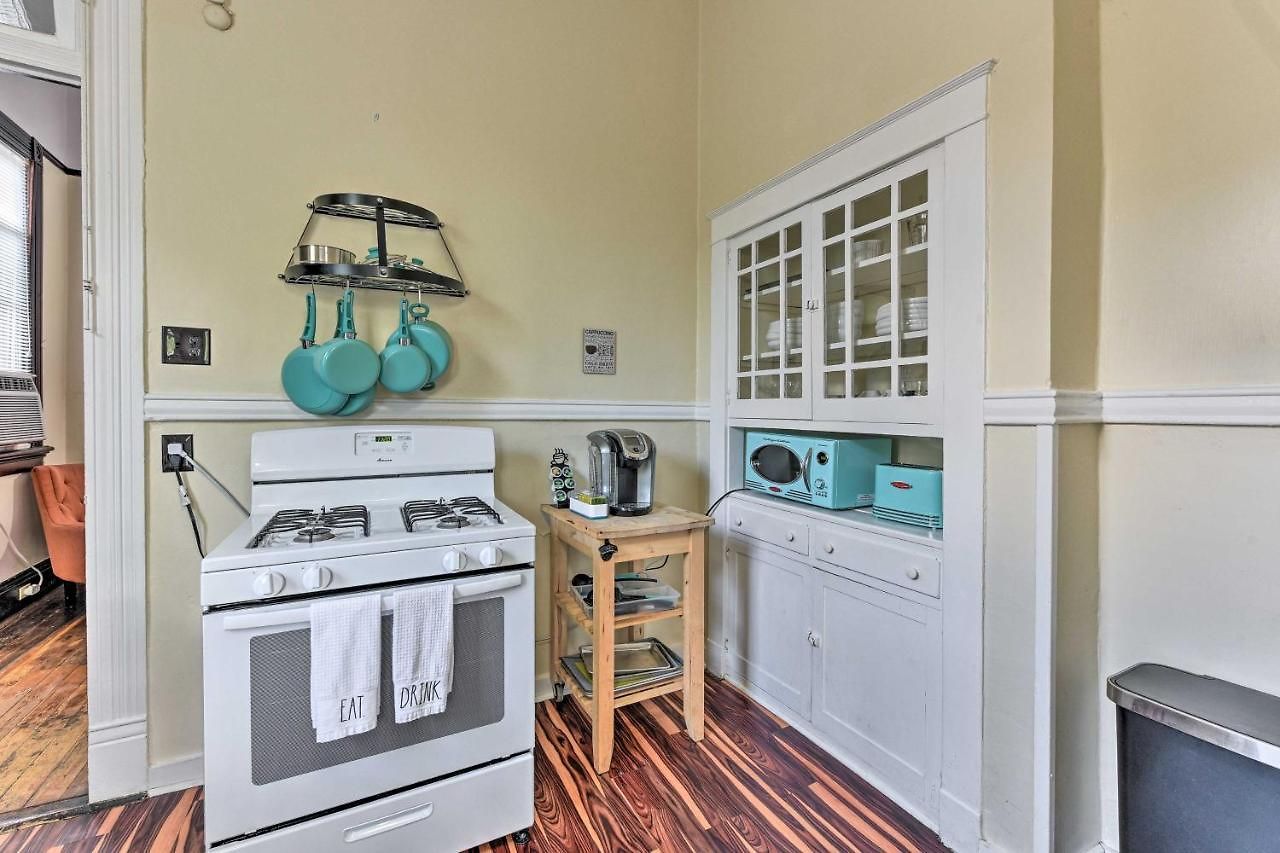 Holiday home Charming < 3 Mi To Bourbon St *