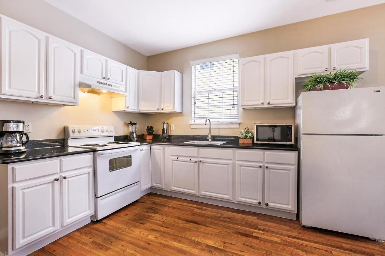 Cozy Historic 2br House 10 Min To French Quarter Apartment