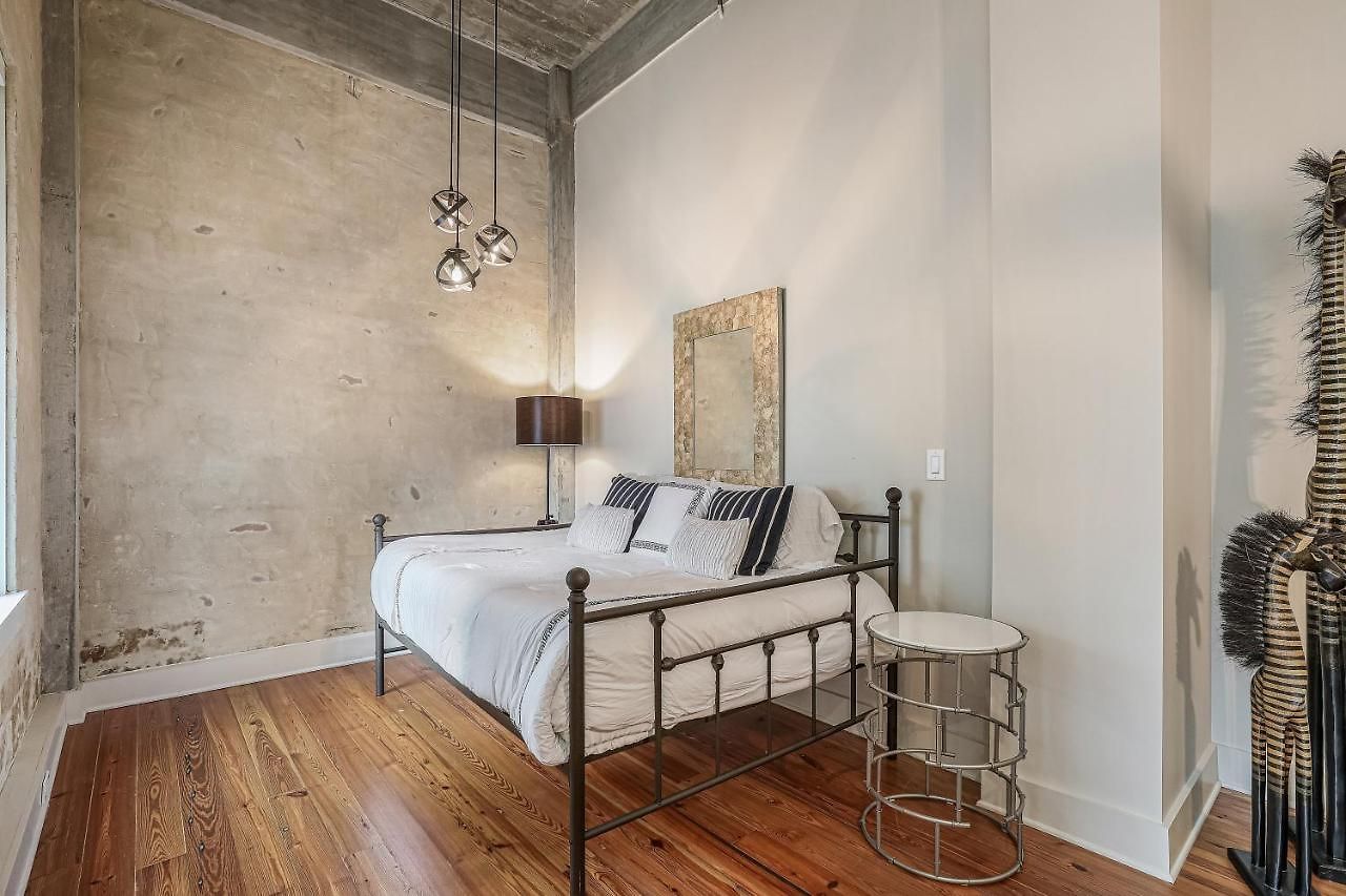 2 Bedroom Elegant In Downtown Apartment New Orleans