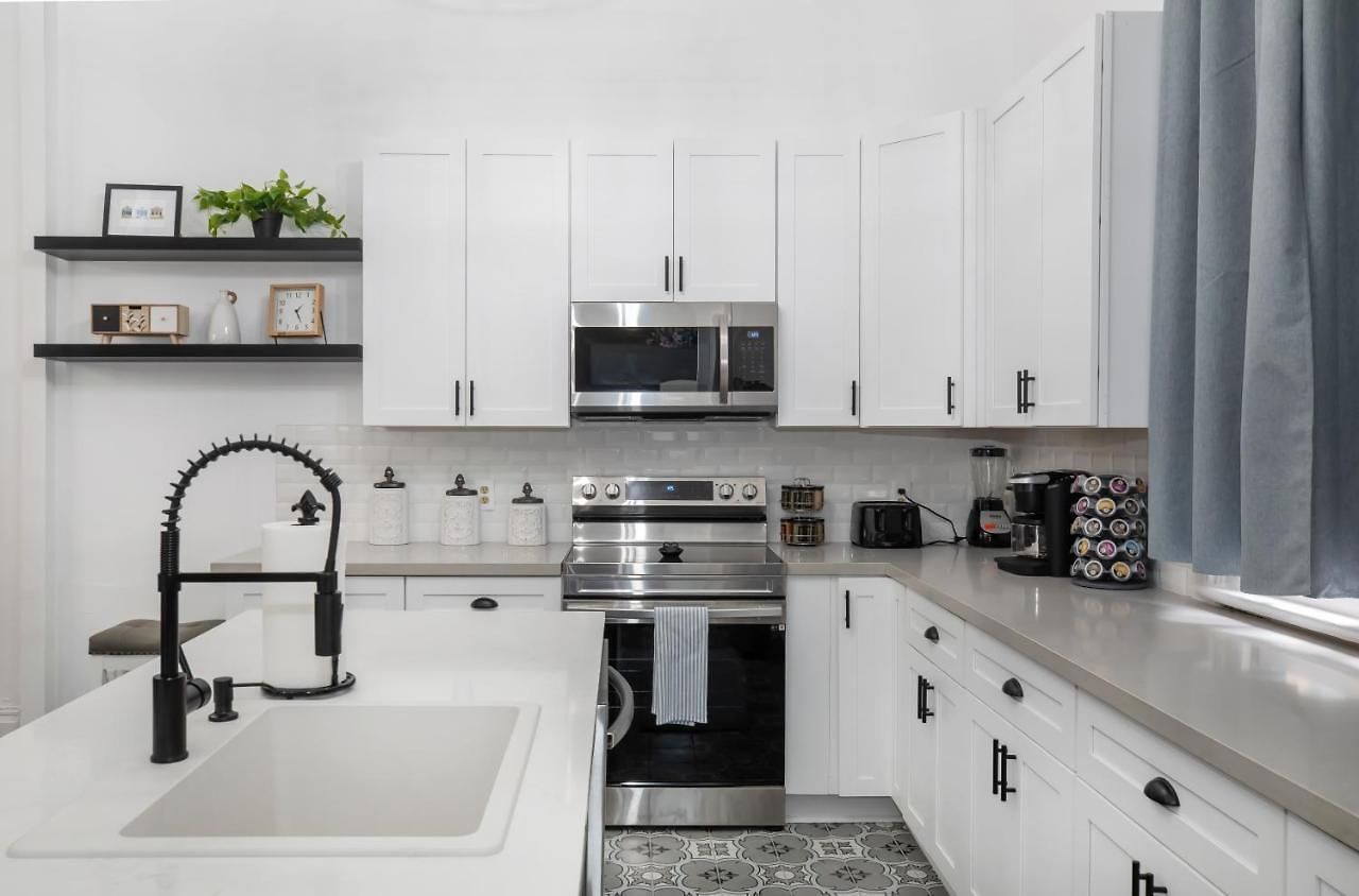 Apartment Beautifully Updated