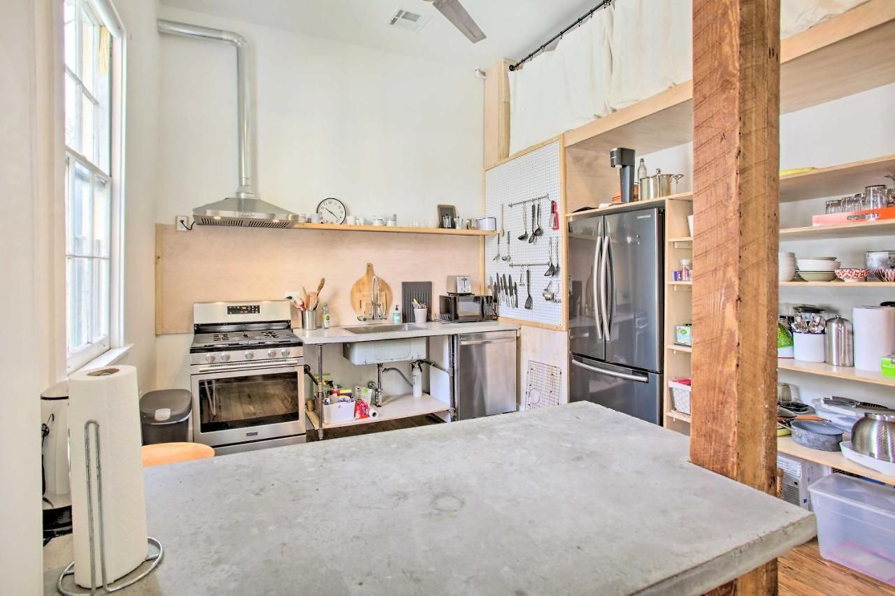 Half-mi To French Quarter: Rustic Nola *
