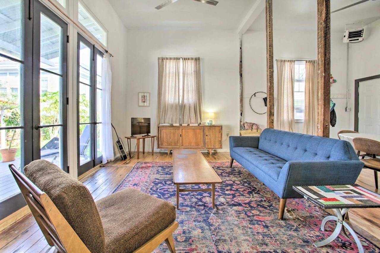 Half-mi To French Quarter: Rustic Nola *