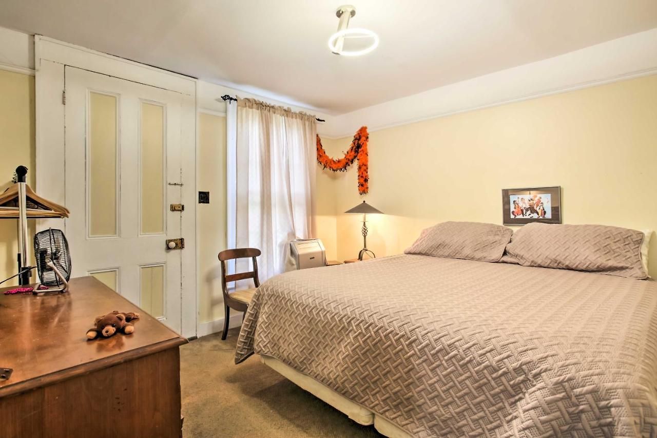 Holiday home 1 Mi To French Quarter: Walkable Nola Home!