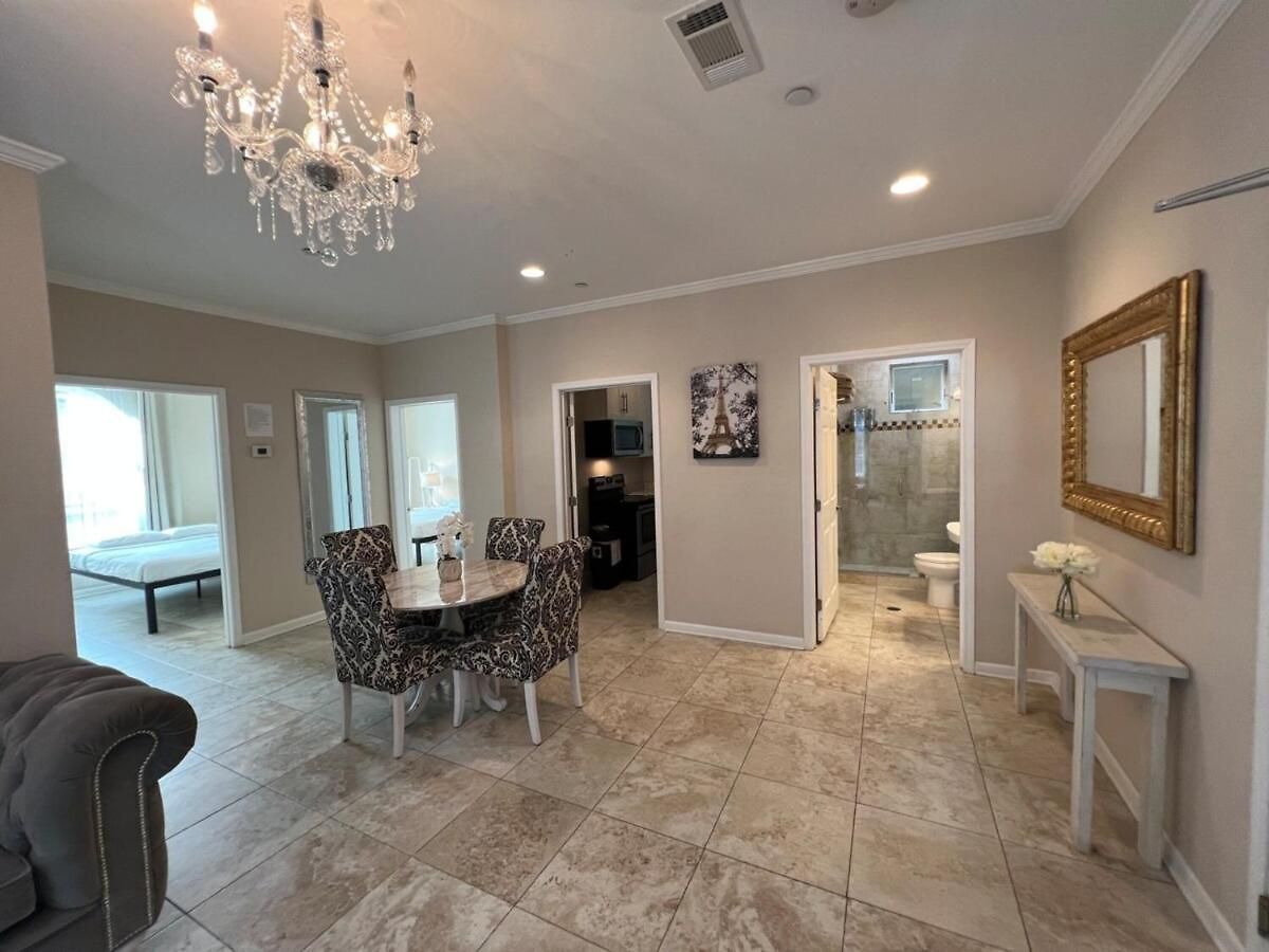 Tise Plaza Apartment New Orleans