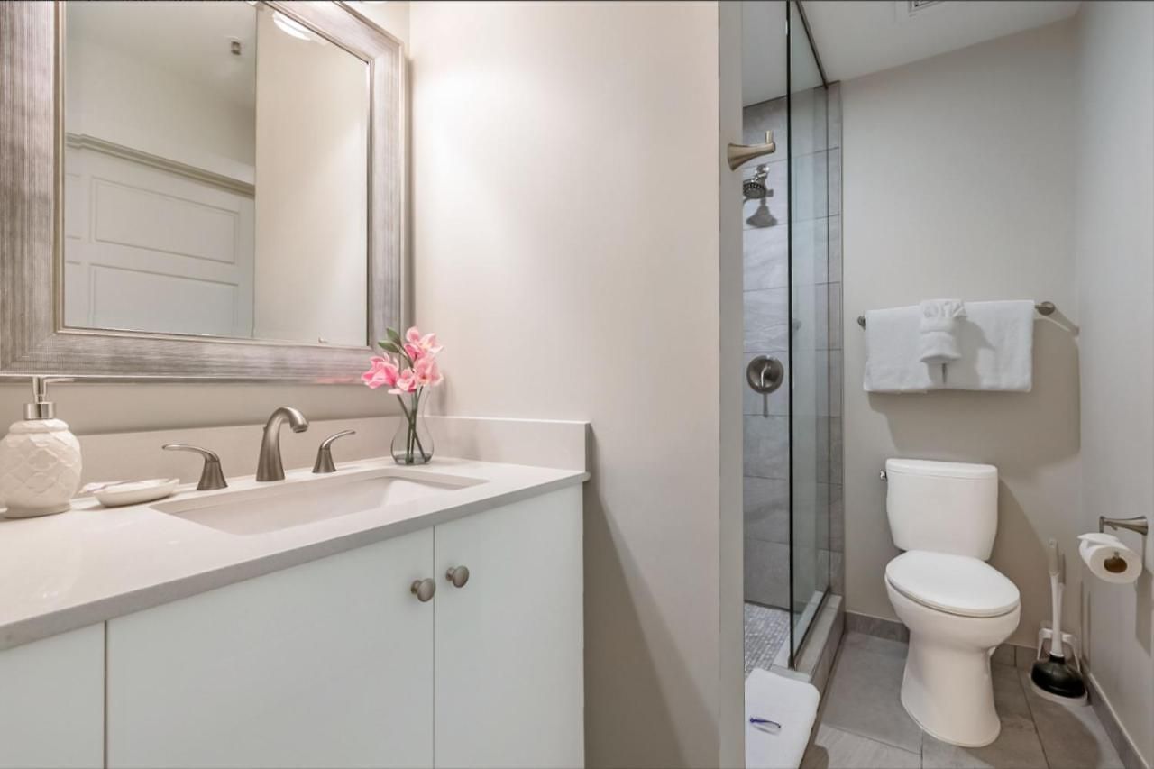 Apartment Upscale And Penthouses Close To Canal And Bourbon St New Orleans