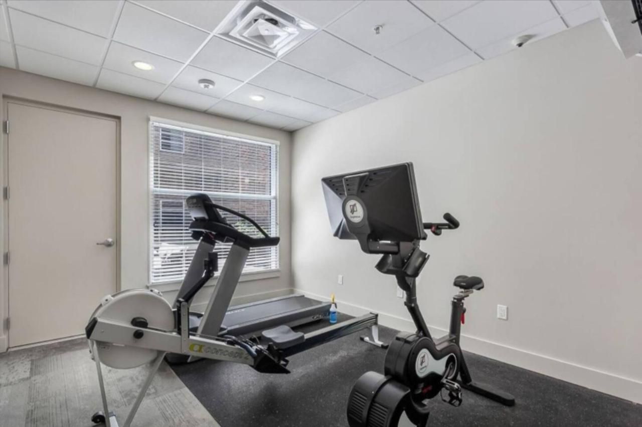 Apartment Upscale And Penthouses Close To Canal And Bourbon St