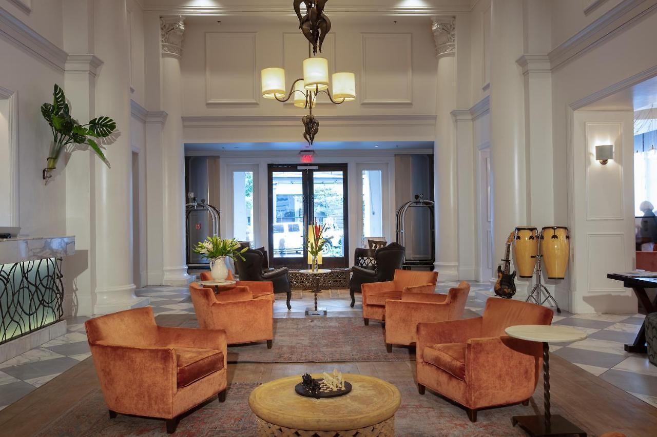 Hotel International House