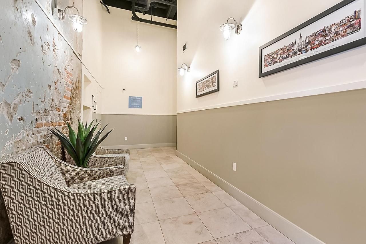 Modern Walking Distance To Must-see Attractions Of Nola New Orleans