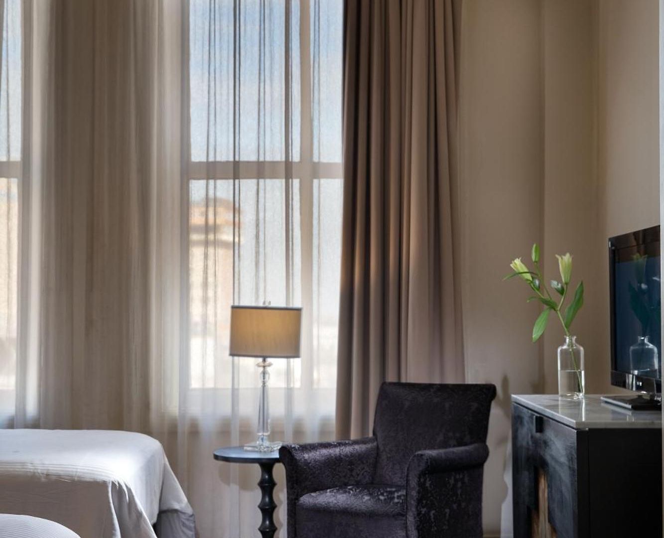 International House 4*