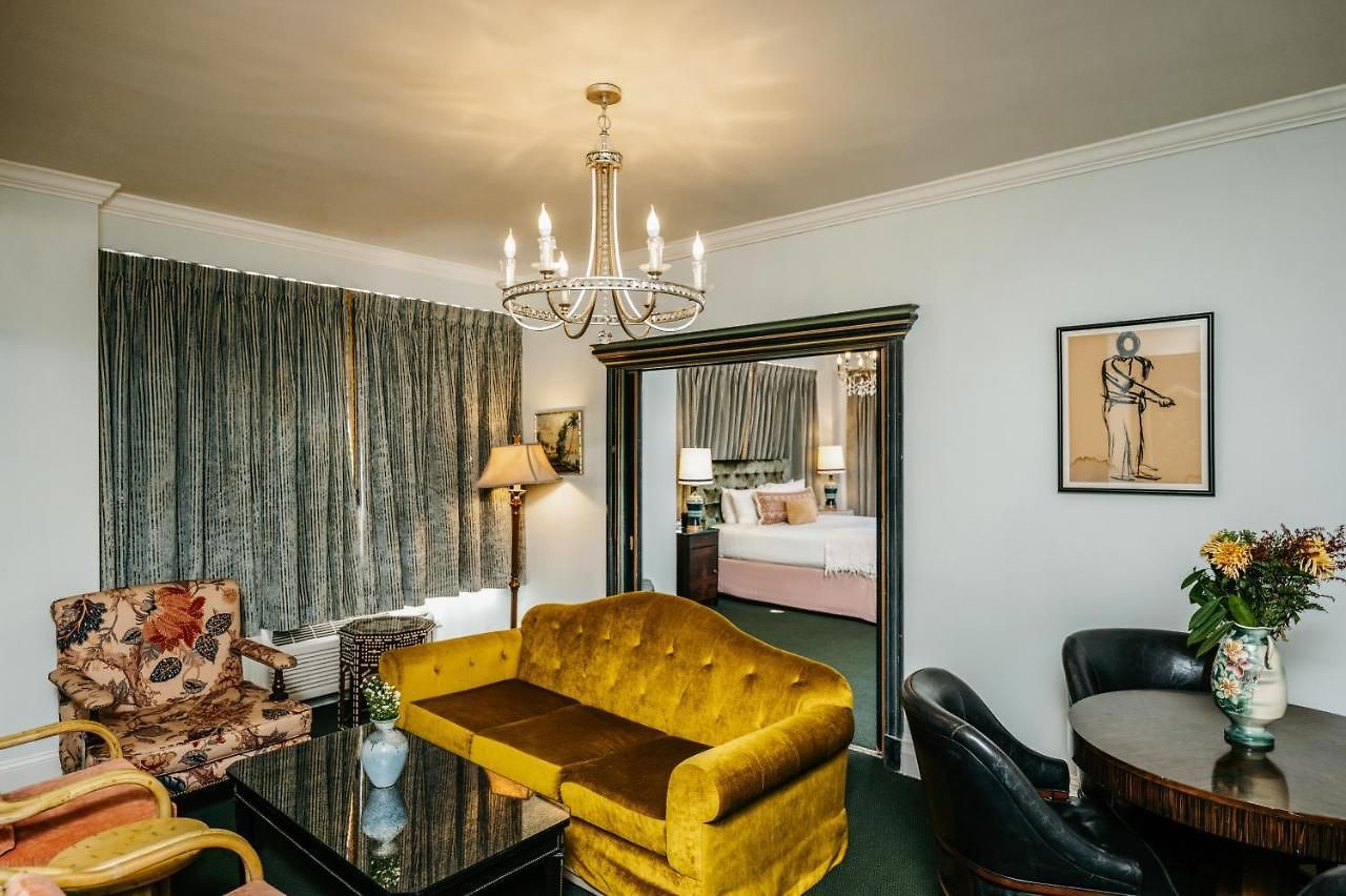 Hotel The Pontchartrain