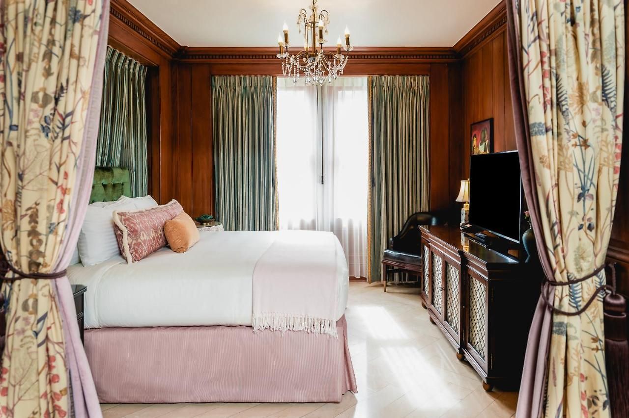 The Pontchartrain 4* New Orleans