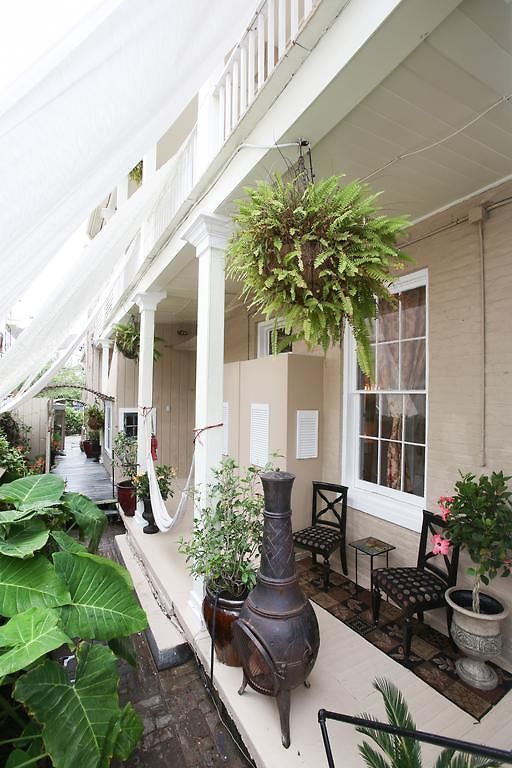 Fleur De Lis Mansion Bed & Breakfast