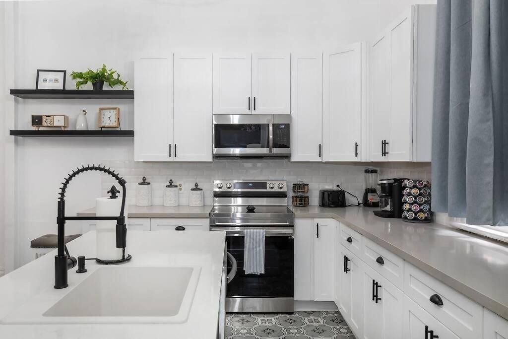 Beautifully Updated House *sleeps 6* Holiday home New Orleans