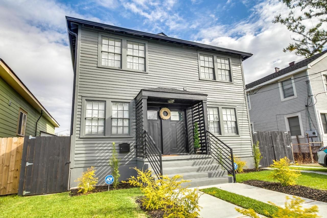 4 Mi To French Quarter: Walkable W/ Yard Apartment New Orleans