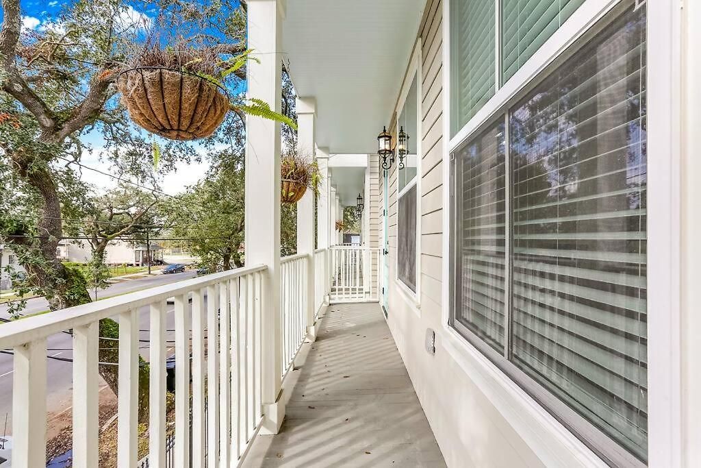 Holiday home Chic 3br Nola Retreat, Streetcar Access, Ideal For Families & Friends