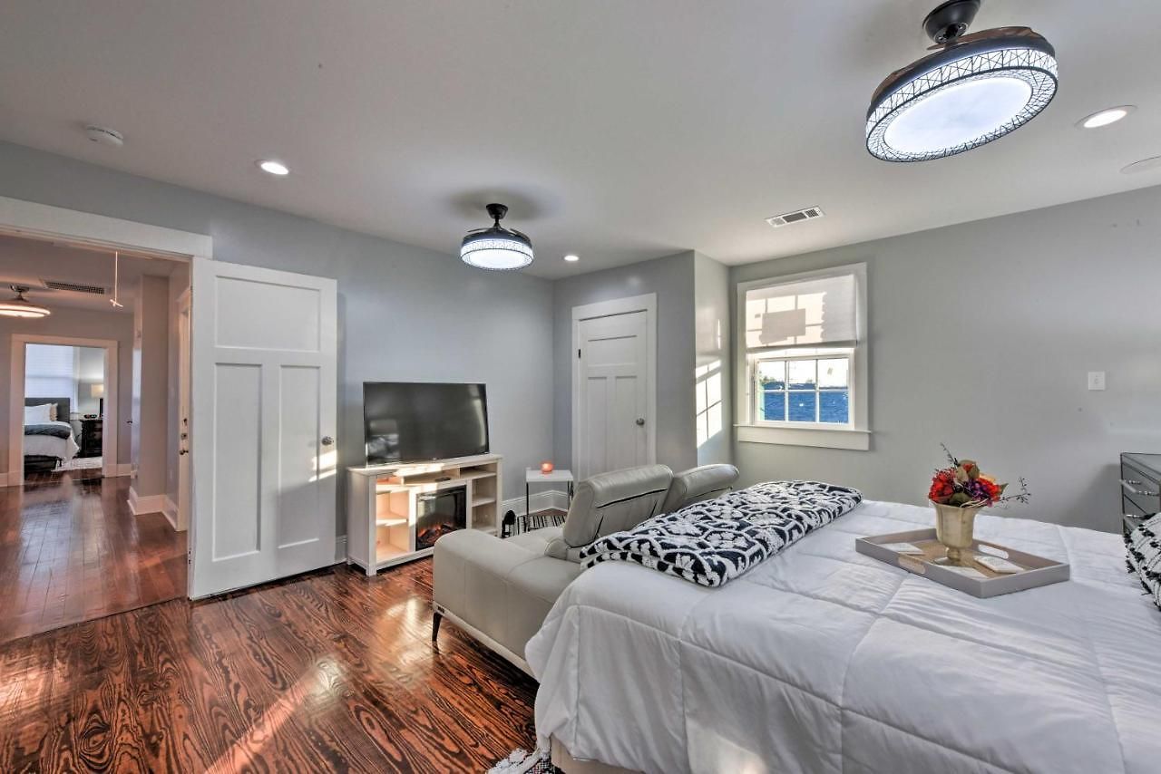3 Mi To French Quarter: Family In Holiday home