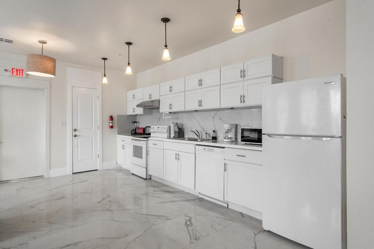 Breathtaking Near French Quarter Apartment New Orleans