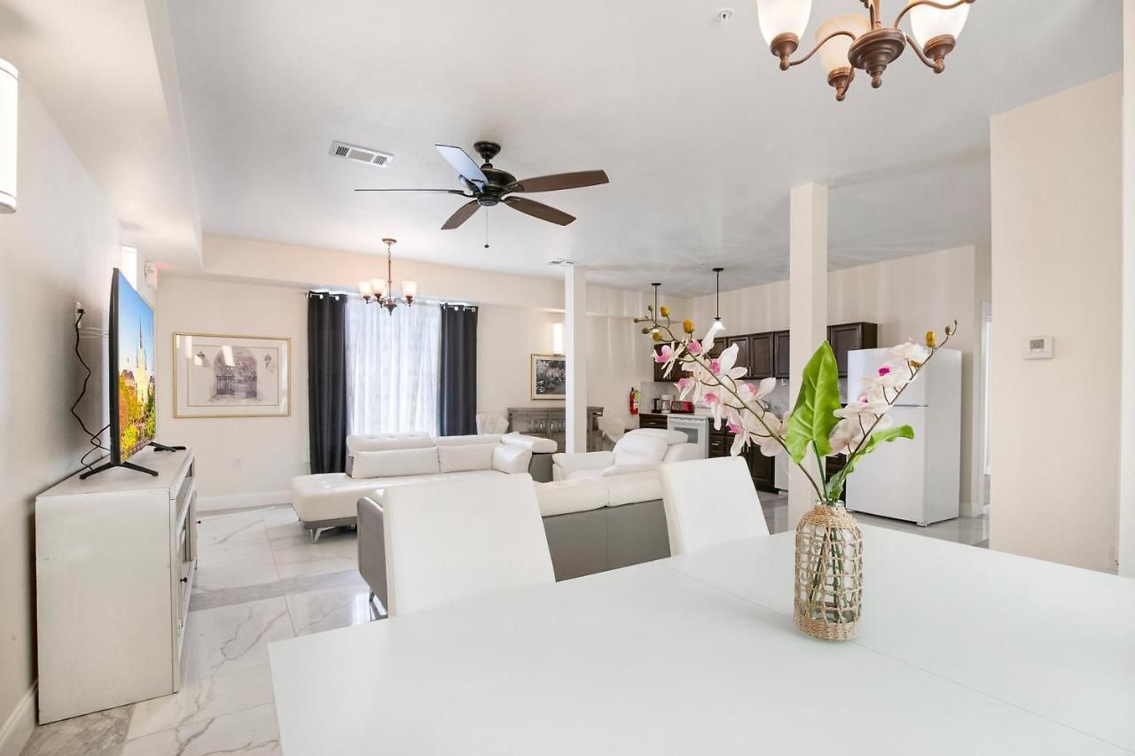Stunning Near French Quarter * New Orleans