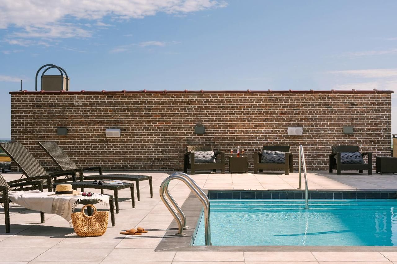 1500 Canal 4* New Orleans