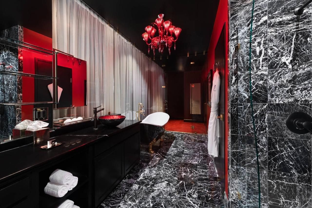 The Saint Hotel, New Orleans, French Quarter, Autograph Collection 4*