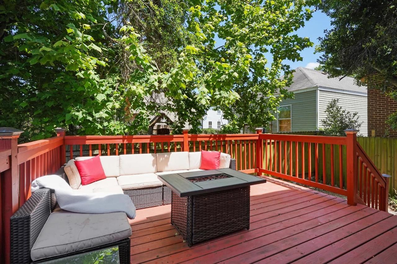 Holiday home Nola Luxury, Near Parade Route, Bar & Porch *