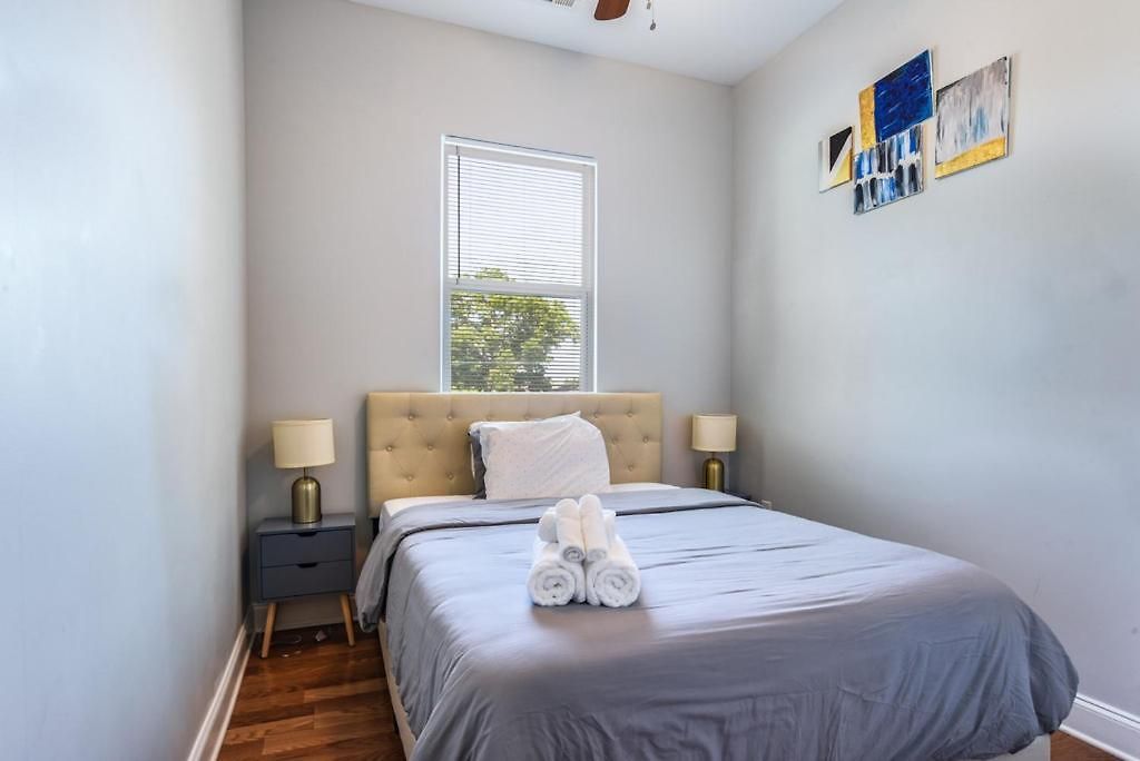 Apartment Contemporary, Nestled In The Heart Of The City! New Orleans