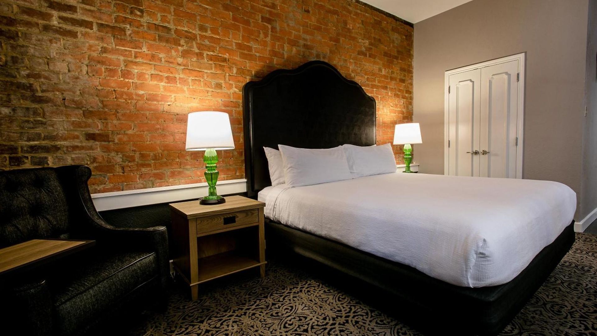 French Quarter-chateau Lemoyne By Ihg Hotel New Orleans