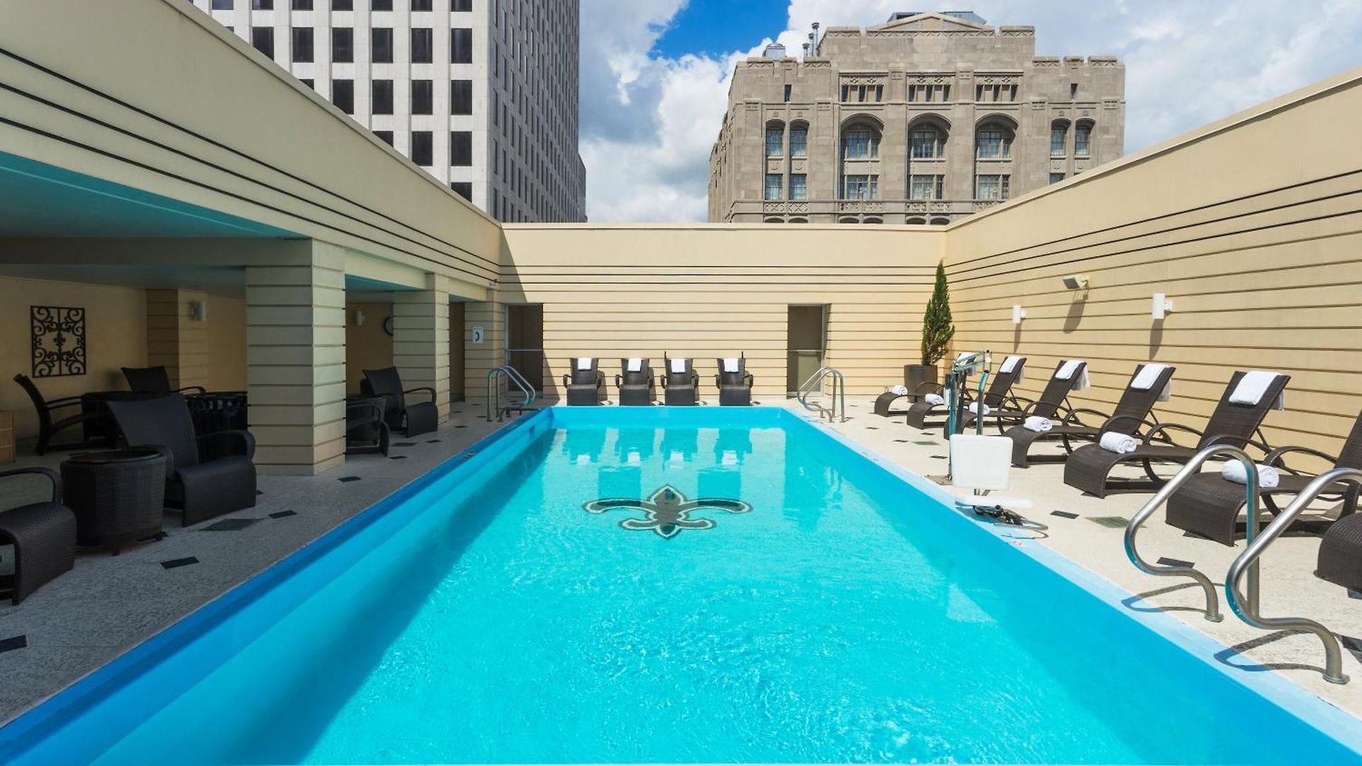 Intercontinental By Ihg 4*